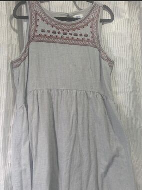 Old Navy Gray Top with Red and Black Embroidery